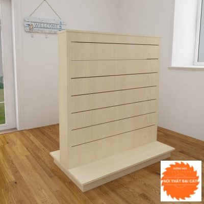 Kệ gỗ trưng bày sản phẩm gỗ ở shop KG005
