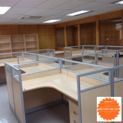 Vách ngăn bàn làm việc MS012