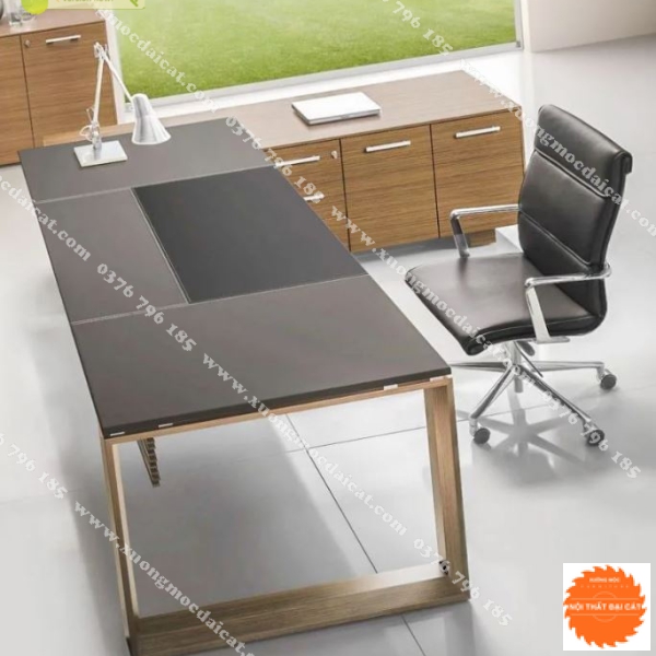 Bàn giám đốc MS22001