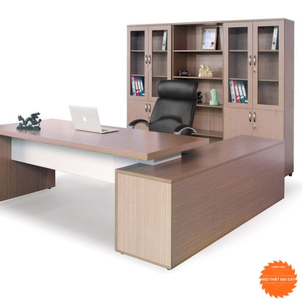 Bàn giám đốc Chủ Tịch Mã 0001