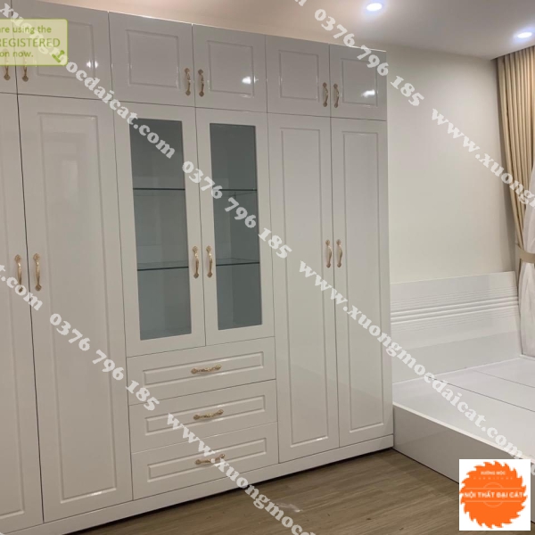 Tủ áo quần gỗ cổ điển sang trọng TA209