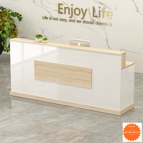 Quầy lễ tân công ty QLT028