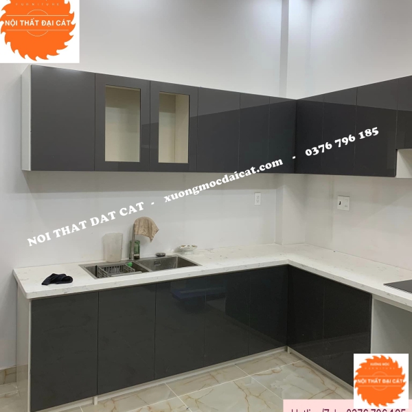 Tủ bếp gia đình bằng gỗ MS0022