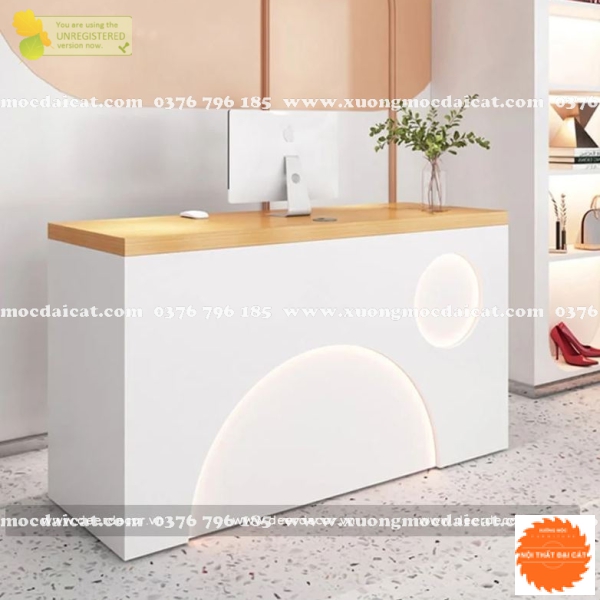 Quầy thu ngân gỗ hiện đại QTN021