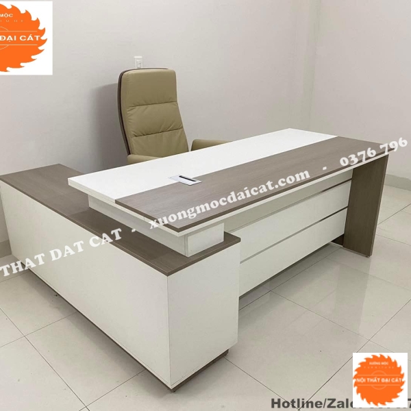 Bàn giám đốc MS22005