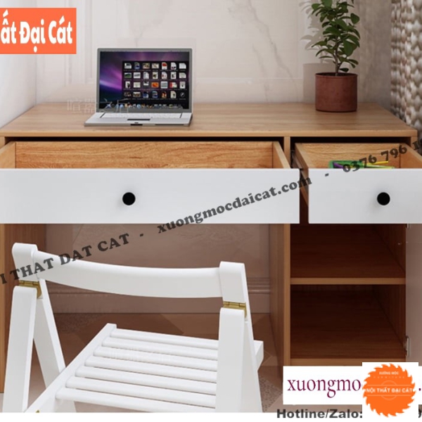 Bàn học nhỏ gọn kèm kệ sách treo tường BH069