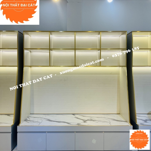 Kệ trưng bày shop thiết kế đẹp KG022