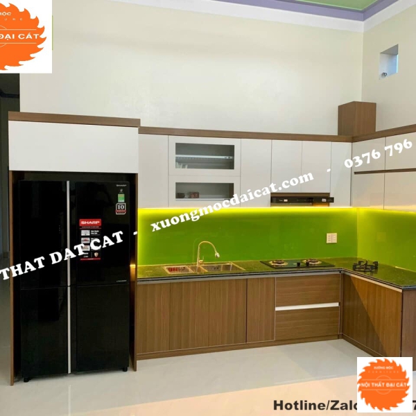 Tủ bếp tone xanh lá MS0017