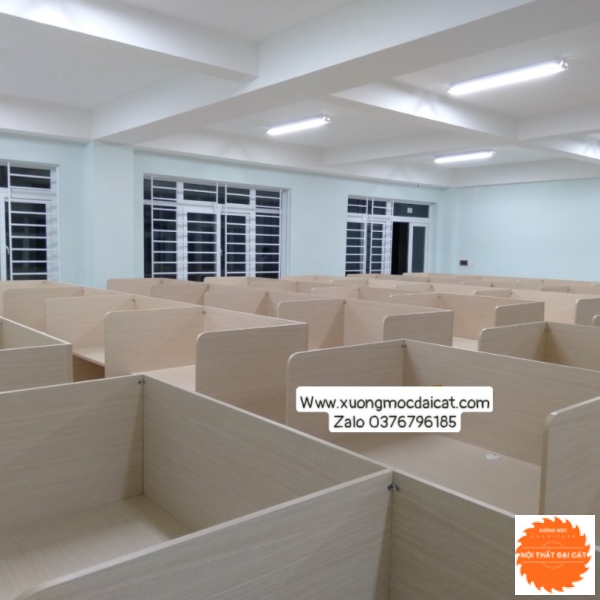 Vách ngăn bàn làm việc MS030