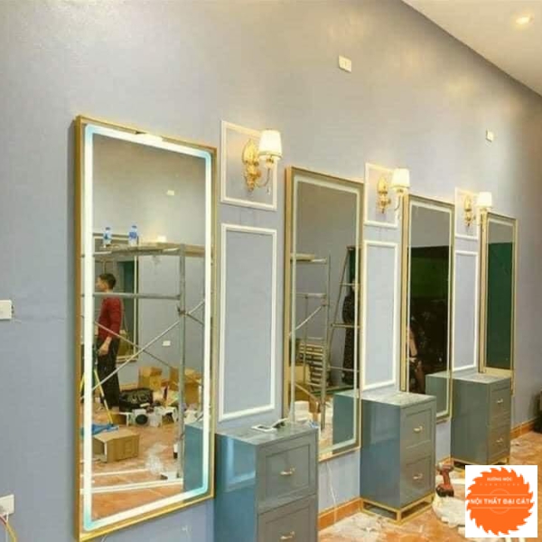 Gương đèn led cảm ứng 
