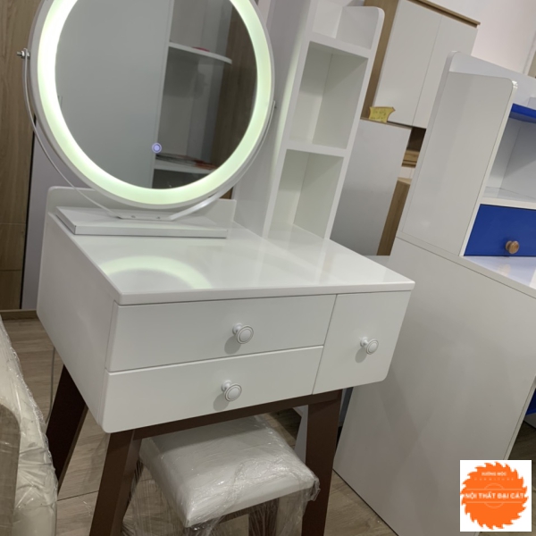 Bàn trang điểm gương đèn led cảm ứng BTĐ062