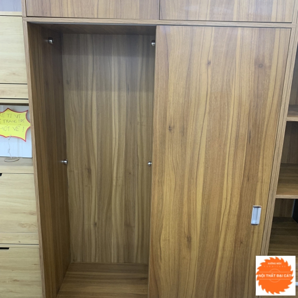 Tủ áo quần cửa lùa gỗ nâu óc chó TA099
